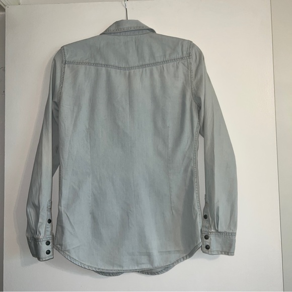 Blank NYC chambray light wash denim button down shirt SIZE: SMALL - Picture 9 of 9